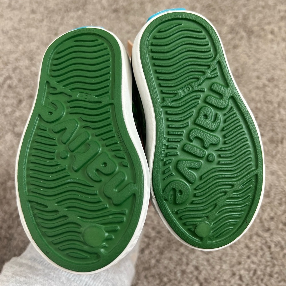 Toddler Native Jefferson Size 4 NWT - Picture 2 of 3